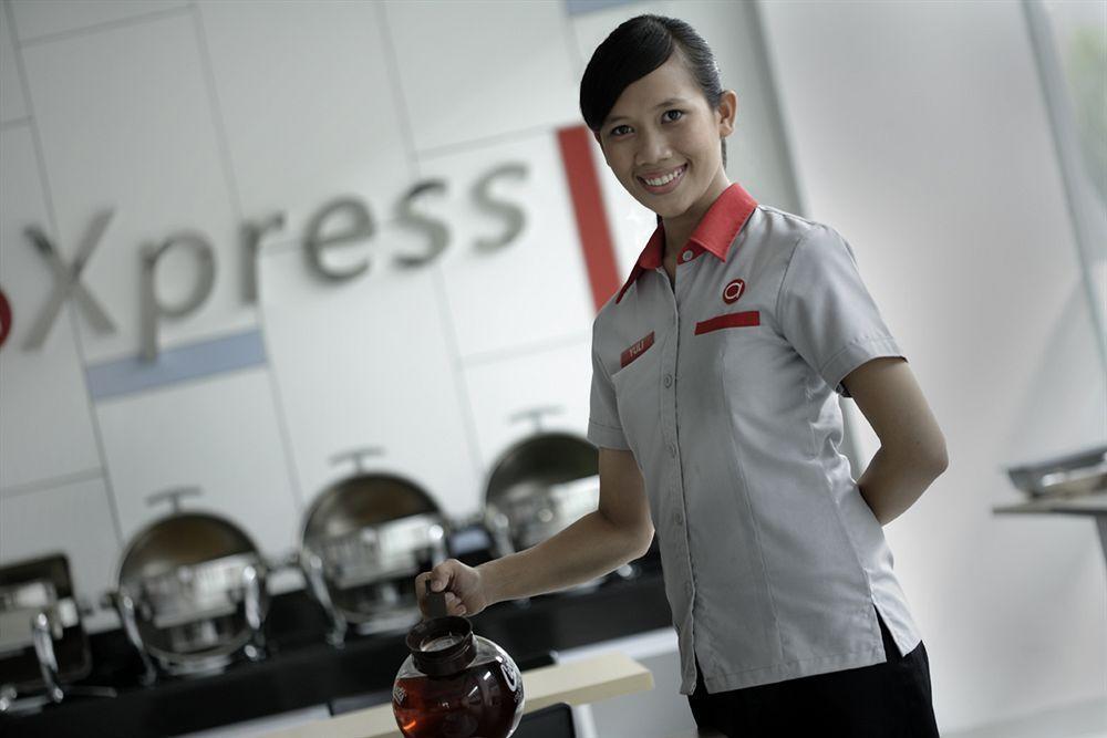 โรงแรมอมาริส เทวีศรี เลอกีอัน ภายนอก รูปภาพ